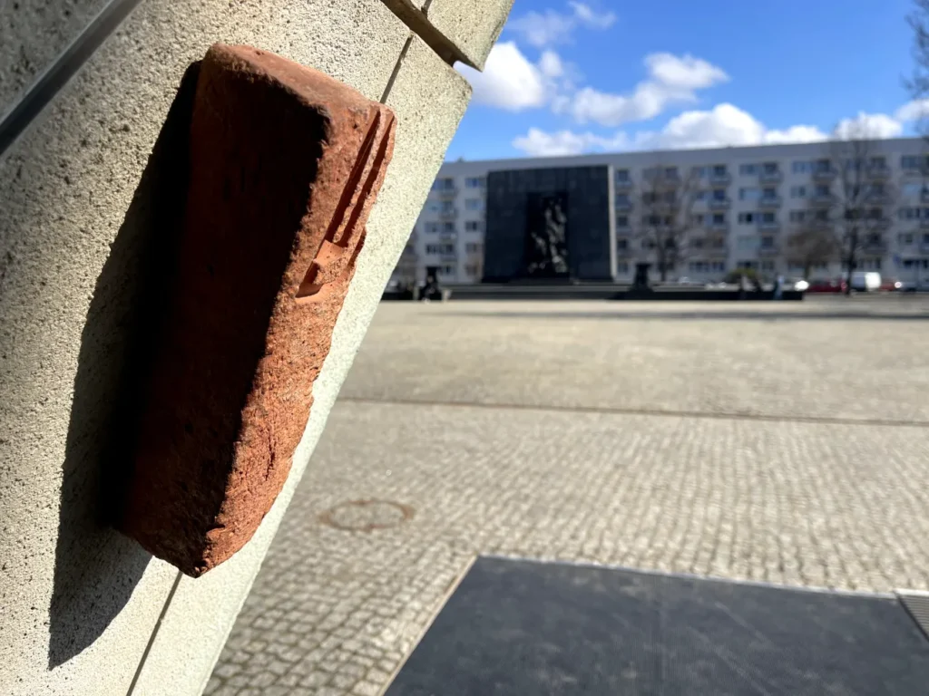 Mezuza during Jewish Ghetto tour