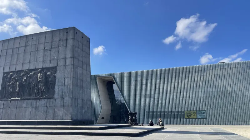 Warsaw ghetto monument and Polin museum